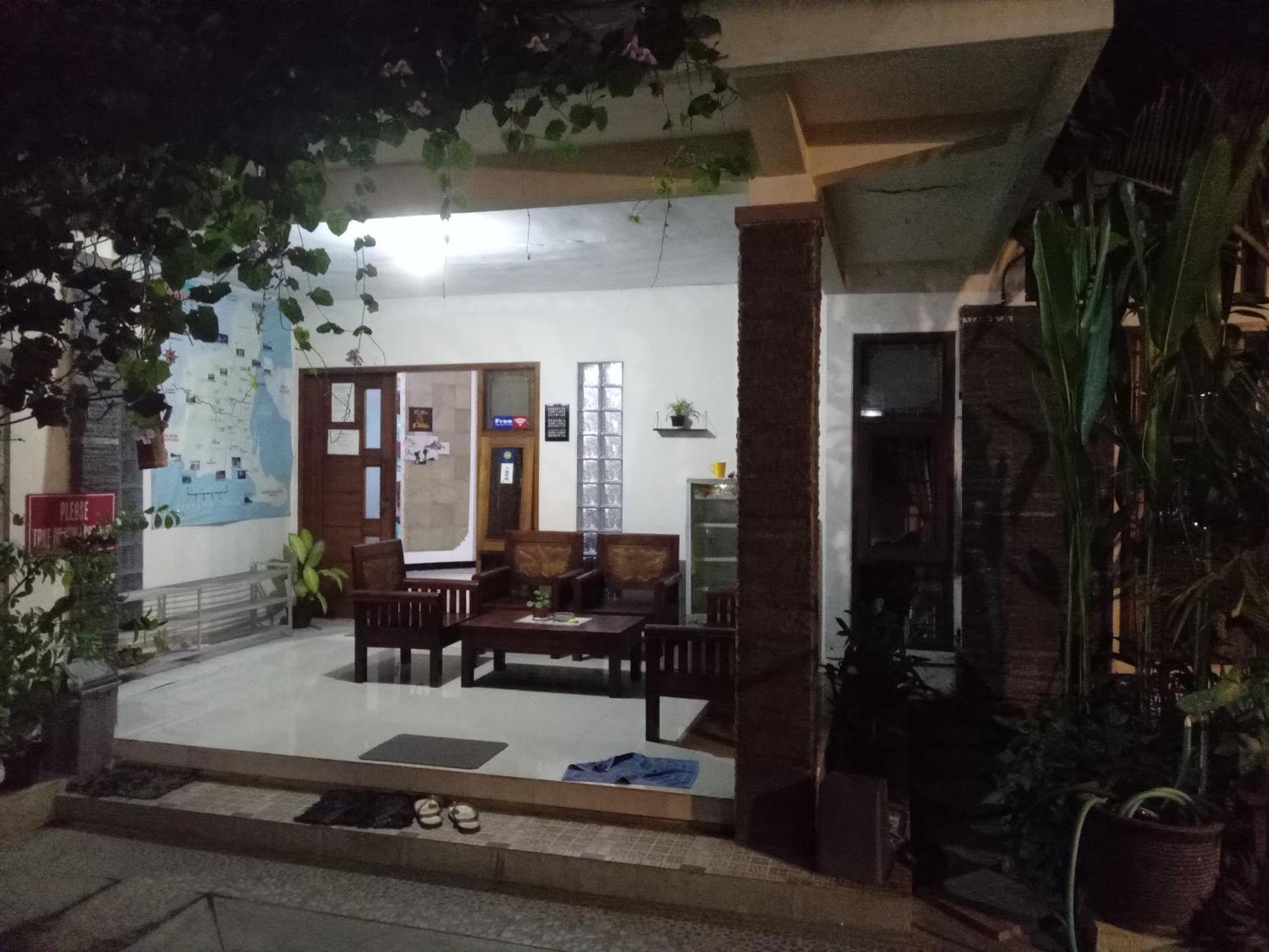 Dannu'S Homestay Ijen And Bromo Tour بانيووانجى المظهر الخارجي الصورة