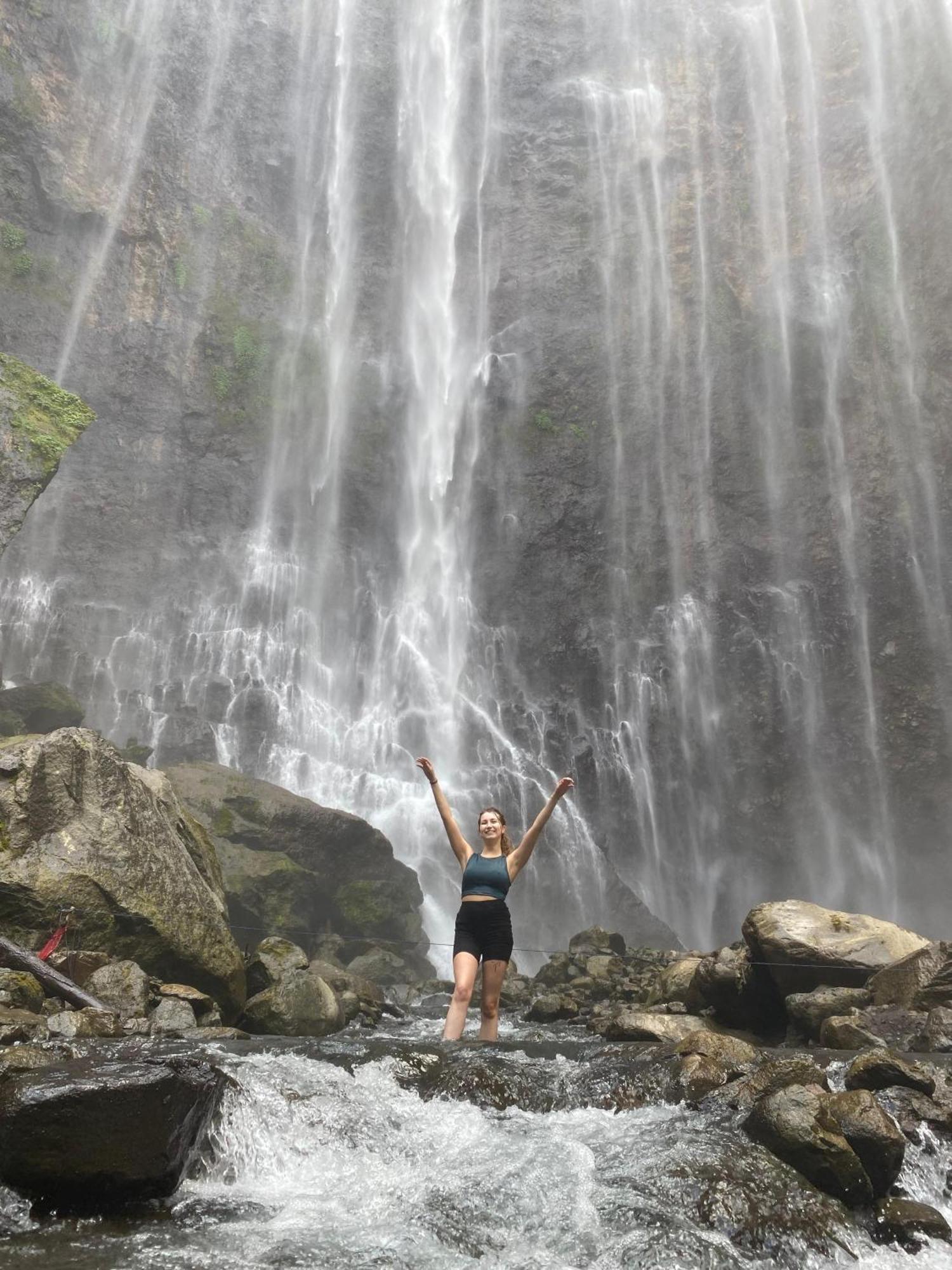 Dannu'S Homestay Ijen And Bromo Tour بانيووانجى المظهر الخارجي الصورة
